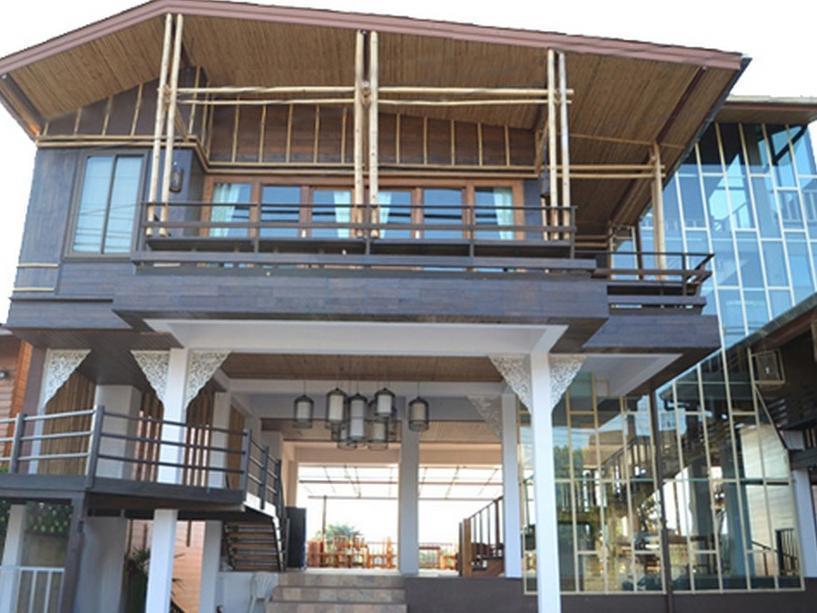 River Bank Resort Mae Sariang Exterior photo